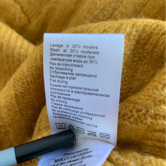 LILI SIDONIO NWT Sweater Saffron Yellow SZ:S - Picture 6 of 10